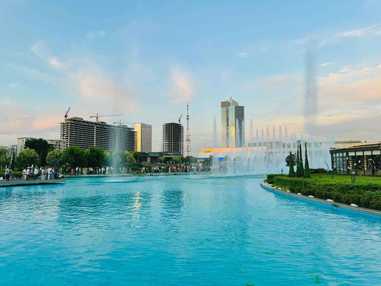Boulevard Tashkent City エクステリア 写真
